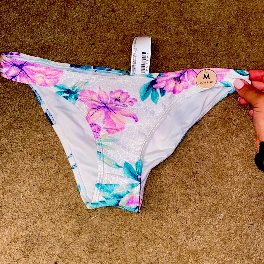 Bathing suit bottoms